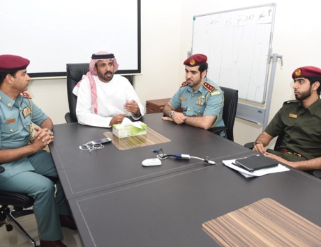 «دفاع مدني دبي» يطلق مبادرة «نعمل لإسعادكم»